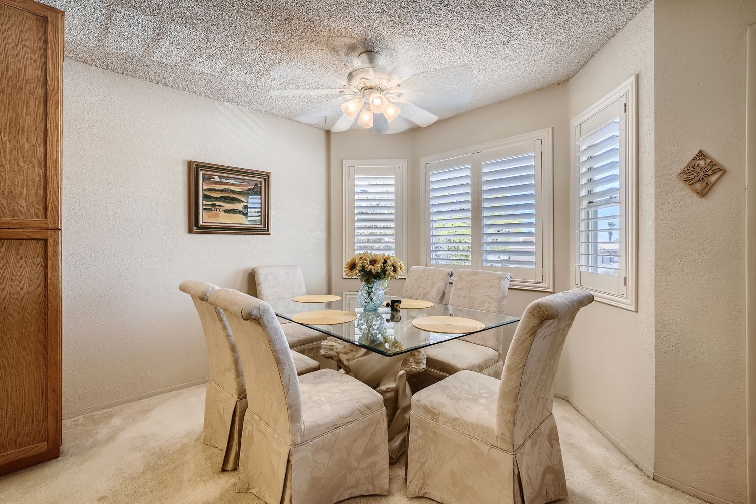 09 Dining Room.jpg